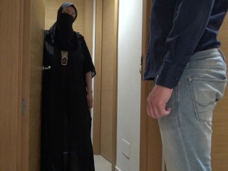 Arab Egyptian wife, plumber meetups intimacy.