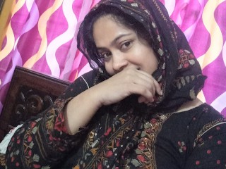 Asian restaurant visit rejuvenated our connection, leading to an intimate evening.